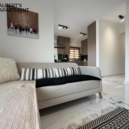 Albert's Kamares 401 Apartment Larnaca