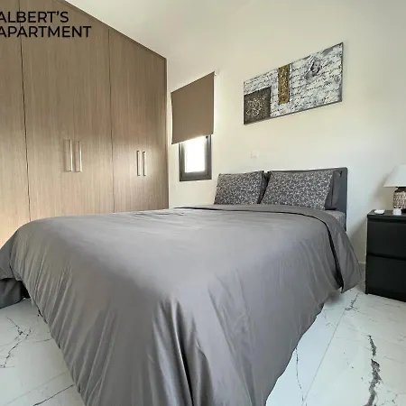 Apartment Albert's Kamares 401